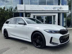 Mineralweiss metallic Gebraucht 2024 BMW 320 Kombi | 49.998 €
