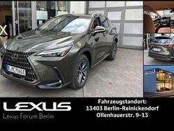 Grün Gebraucht 2025 Lexus NX450h+ E-FOUR Executive Line SUV | 65.950 €