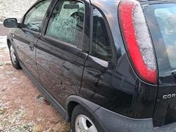 Schwarz Gebraucht 2003 Opel Corsa Kleinwagen | 450 € (Superpreis)