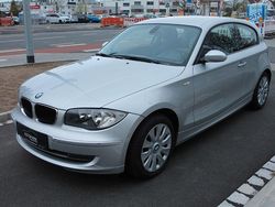 Silber Gebraucht 2007 BMW 118 Coupé Advantage Coupé | 3.900 € (Fairer Preis)