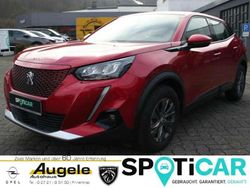 Rot Gebraucht 2021 Peugeot e-2008 Active SUV | 16.420 € (Guter Preis)