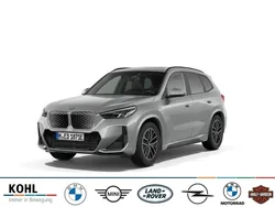 Silber Neu 2025 BMW iX1 M Sport SUV | 49.900 € (Fairer Preis)