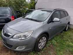 Grau Gebraucht 2011 Opel Astra Kombi | 1.985 € (Superpreis)