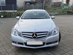 Silber Gebraucht 2010 Mercedes E200 Elegance Coupé | 6.400 € (Superpreis)