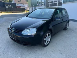 Schwarz Gebraucht 2006 VW Golf V Comfortline Limousine | 2.699 € (Etwas zu teuer)