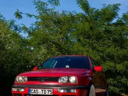 Rot Gebraucht 1993 VW Golf III Limousine | 2.450 €