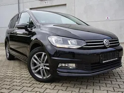 Deep black perleffekt Gebraucht 2016 VW Touran Van / Kleinbus | 19.950 € (Guter Preis)