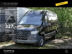 Tiefschwarz Gebraucht 2023 Mercedes Sprinter Van | 34.927 € (Superpreis)