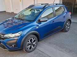 Blau Gebraucht 2023 Dacia Sandero Extreme SUV | 13.950 €