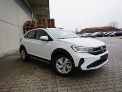 Pure weiß Gebraucht 2024 VW Taigo Life SUV | 19.950 € (Guter Preis)