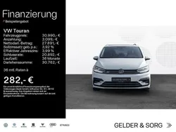 Pure white Gebraucht 2020 VW Touran R-line Van / Kleinbus | 30.990 € (Fairer Preis)