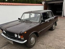 Braun Gebraucht 1971 Fiat 124 Limousine | 3.000 €