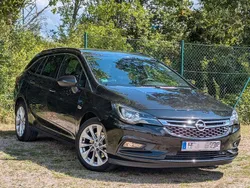 Schwarz Gebraucht 2016 Opel Astra Kombi | 8.999 € (Guter Preis)