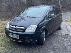 Schwarz Gebraucht 2009 Opel Meriva Van / Kleinbus | 2.750 € (Fairer Preis)