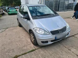 Silber Gebraucht 2007 Mercedes A160 Kleinwagen | 1.999 €