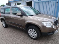 Hneda mato/mato brown Gebraucht 2012 Skoda Yeti Plus Edition SUV | 5.500 € (Guter Preis)