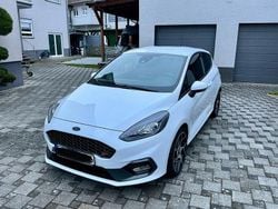 Weiß Gebraucht 2019 Ford Fiesta ST Kleinwagen | 15.150 € (Fairer Preis)