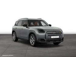 Smokey green Gebraucht 2024 Mini Countryman SUV | 44.393 € (Fairer Preis)