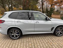 Brooklyn grau Gebraucht 2024 BMW X5 M Sport SUV | 88.900 €