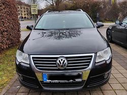 Schwarz Gebraucht 2009 VW Passat Highline Kombi | 4.000 € (Fairer Preis)