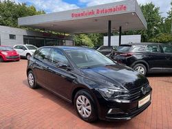 Deep black perleffekt Gebraucht 2021 VW Polo Comfortline Kleinwagen | 15.950 € (Fairer Preis)