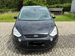 Schwarz Gebraucht 2015 Ford S-MAX Business Edition Van / Kleinbus | 6.200 € (Teuer)