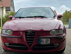 Rot Gebraucht 2001 Alfa Romeo 147 Kleinwagen | 1.250 € (Teuer)