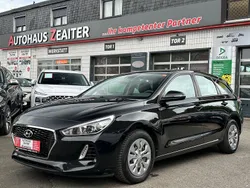 Schwarz Gebraucht 2018 Hyundai i30 Select Kombi | 10.990 € (Fairer Preis)