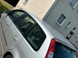 Silber Gebraucht 2006 Ford C-MAX Van / Kleinbus | 1.500 € (Guter Preis)