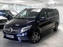 Cavansitblau Gebraucht 2020 Mercedes V300 AMG Van / Kleinbus | 63.980 € (Etwas zu teuer)