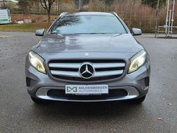 Grau Gebraucht 2016 Mercedes GLA220 SUV | 18.500 € (Fairer Preis)