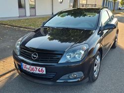 Schwarz Gebraucht 2005 Opel Astra GTC Sport Coupé | 2.444 € (Fairer Preis)