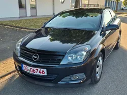 Schwarz Gebraucht 2005 Opel Astra GTC Sport Coupé | 2.444 € (Teuer)