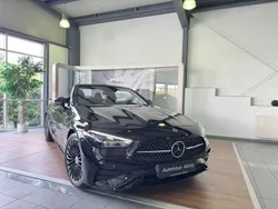 Schwarz Gebraucht 2024 Mercedes CLE300 AMG Line Premium Cabrio | 65.950 €