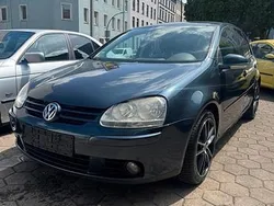 Blau Gebraucht 2004 VW Golf V Limousine | 1.800 € (Fairer Preis)