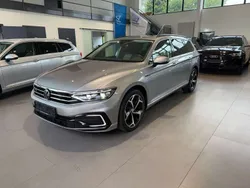 Pyritsilber metallic Gebraucht 2020 VW Passat GTE Kombi | 23.499 € (Fairer Preis)