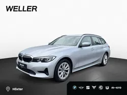 Glaciersilber (silber) Gebraucht 2020 BMW 318 Comfort Edition Kombi | 22.290 € (Guter Preis)