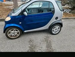 Blau Gebraucht 2001 Smart ForTwo Coupé Kleinwagen | 300 €
