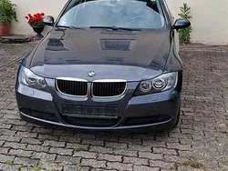 Grau Gebraucht 2006 BMW 318 Kombi | 3.000 € (Guter Preis)