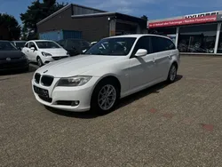 Weiß Gebraucht 2012 BMW 320 Sport Line Kombi | 5.990 € (Superpreis)