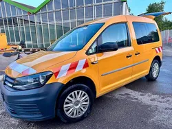 Ginstergelb Gebraucht 2018 VW Caddy Trendline Van / Kleinbus | 9.401 € (Guter Preis)