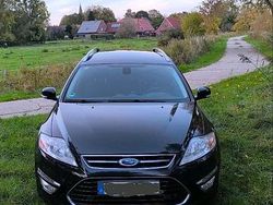 Schwarz Gebraucht 2011 Ford Mondeo Kombi | 7.500 €