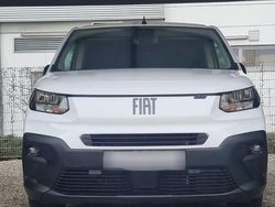 Farbe: Gebraucht 2024 Fiat Doblò Van / Kleinbus | 25.170 € (Fairer Preis)