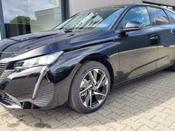 Perla nera schwarz Neu 2025 Peugeot 308 Allure Kombi | 27.990 € (Superpreis)