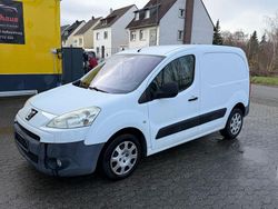 Weiß Gebraucht 2008 Peugeot Partner Comfort Van / Kleinbus | 4.700 €