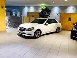 Weiß Gebraucht 2013 Mercedes E200 Avantgarde Limousine | 14.700 € (Teuer)