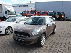 Braun Gebraucht 2011 Mini Cooper S Countryman SUV | 8.600 € (Fairer Preis)