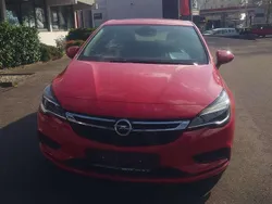 Power rot/traffic red ral3020 Gebraucht 2016 Opel Astra Edition Kleinwagen | 12.900 € (Fairer Preis)