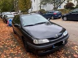 Schwarz Gebraucht 1997 Renault Laguna Limousine | 3.000 €