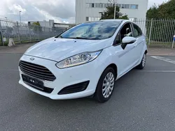 Weiß Gebraucht 2015 Ford Fiesta Trend Kleinwagen | 5.980 € (Fairer Preis)